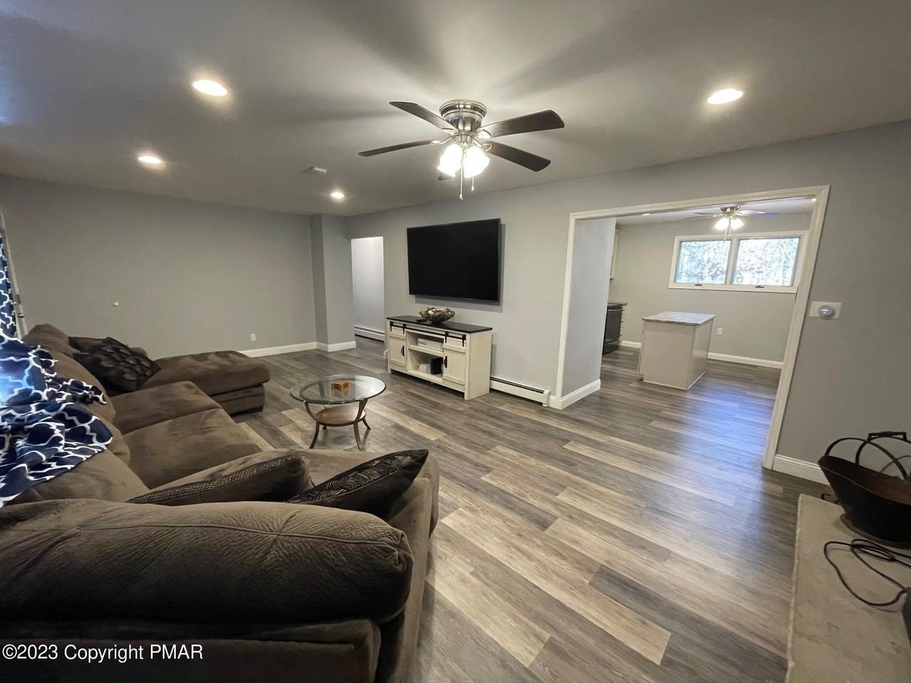 83 Fox Hill Rd - Photo 5 of 22