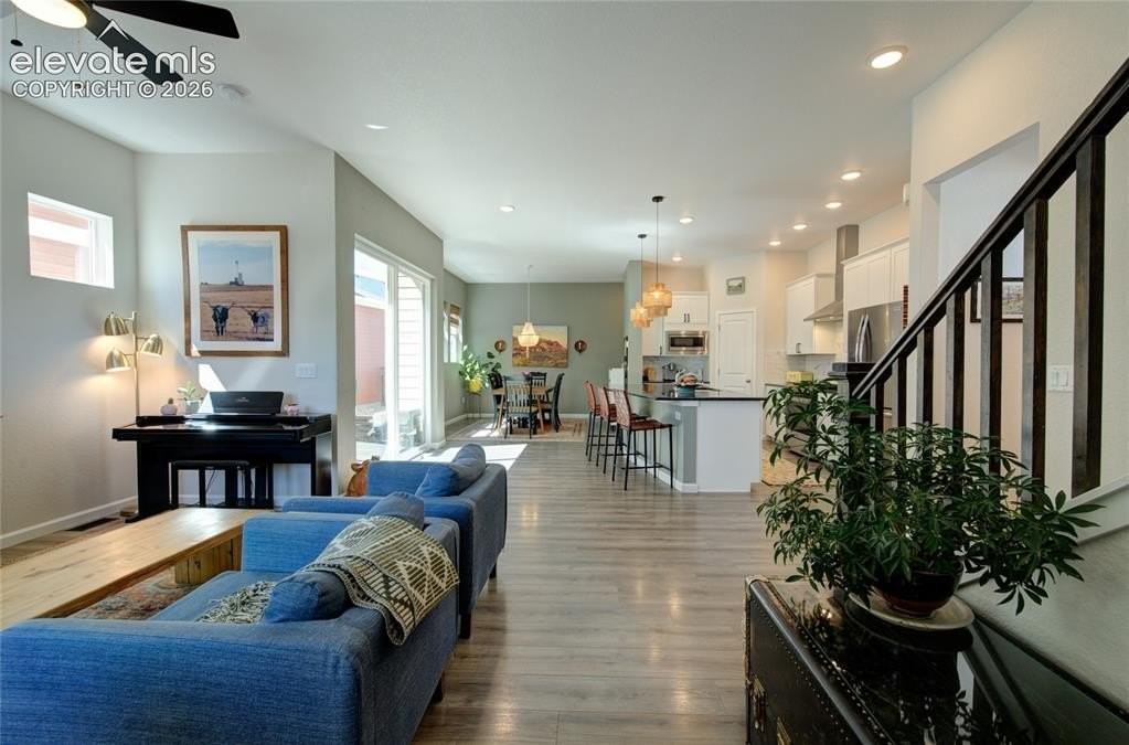 38 N Olympian Dr - Photo 5 of 35