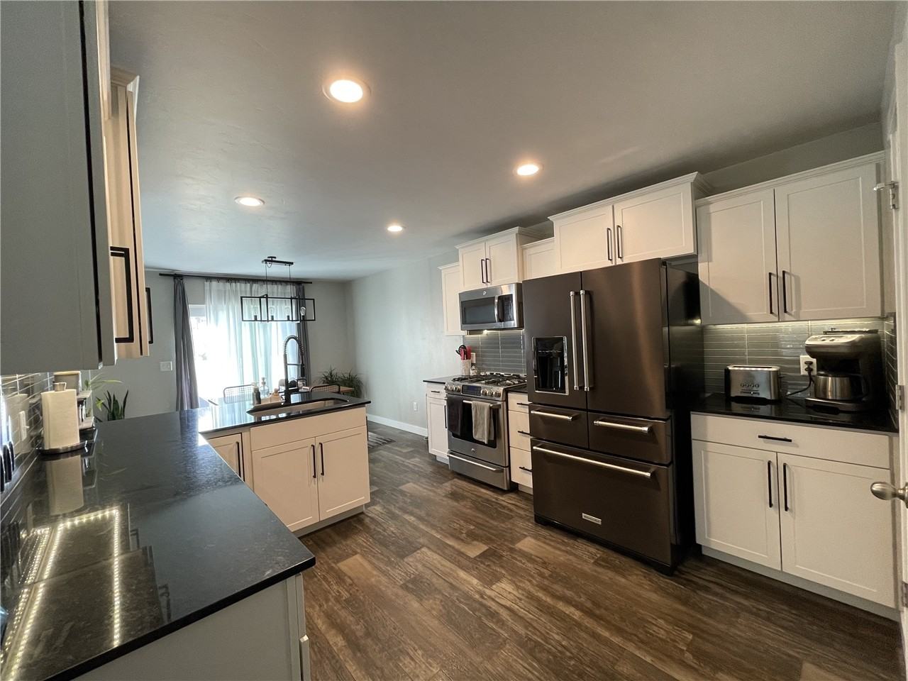 741 W Gallant Dr - Photo 5 of 45