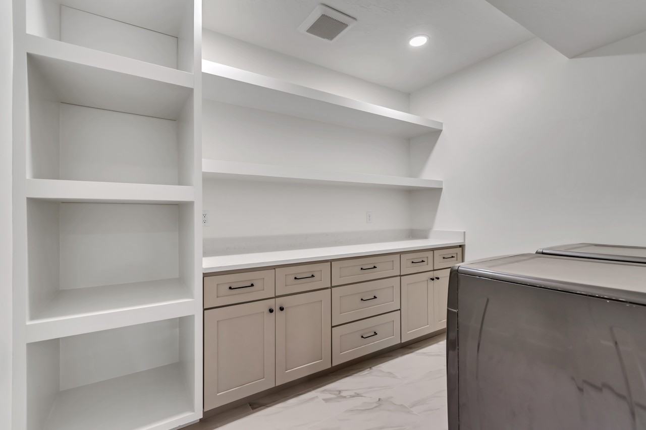 1356 Ws - Photo 4 of 17
