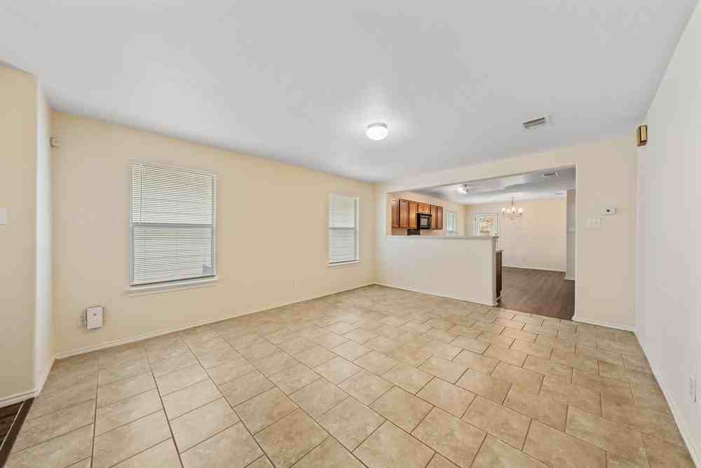 6402 Candleview Ct #1 - Photo 6 of 32