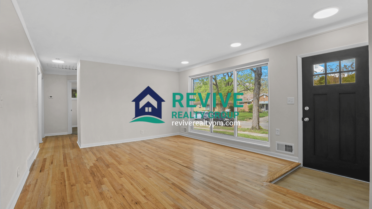 36665 Angeline Cir #1 - Photo 3 of 25