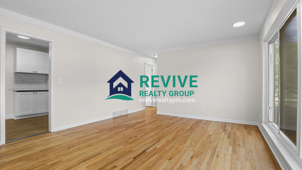 36665 Angeline Cir #1 - Photo 5 of 25