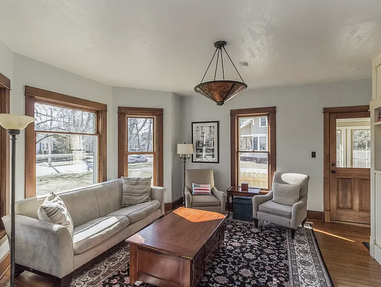 107 S Riverside Dr #1 - Photo 5 of 20