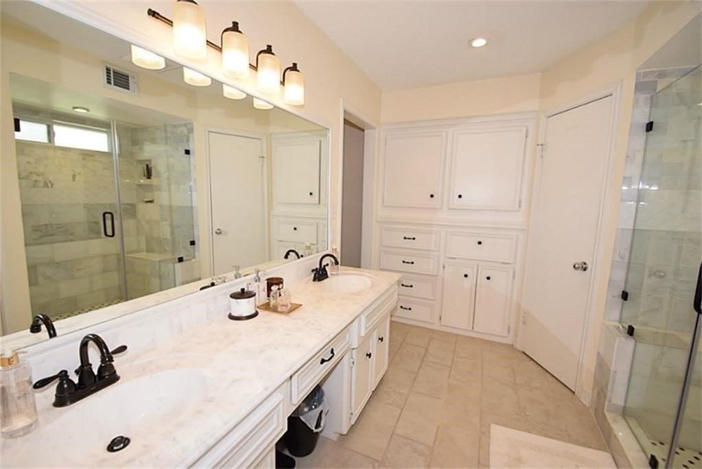 20610 Laurel Lock Dr - Photo 6 of 17