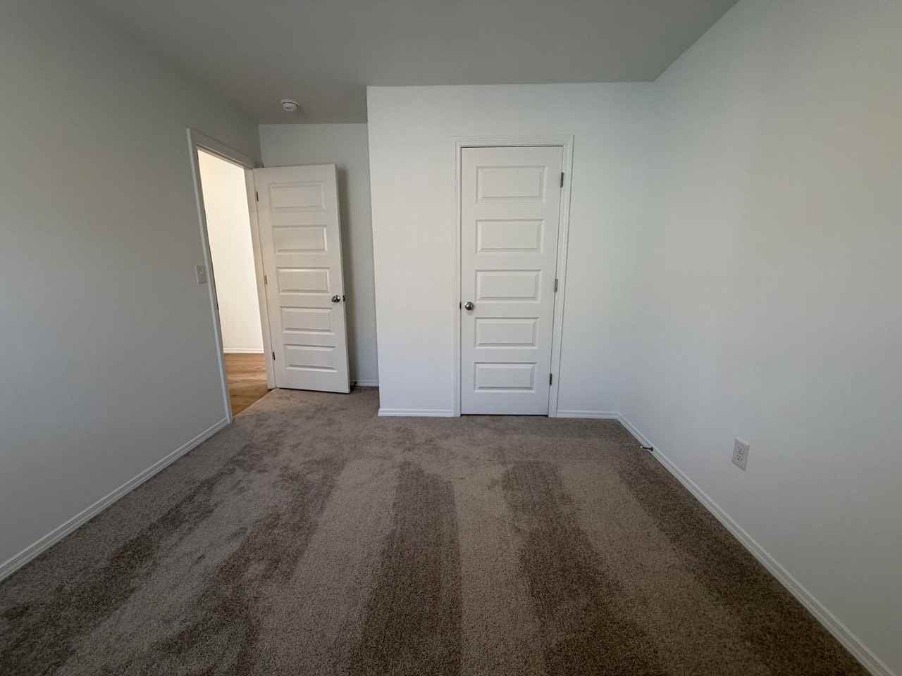12925 Florence Ln - Photo 7 of 20