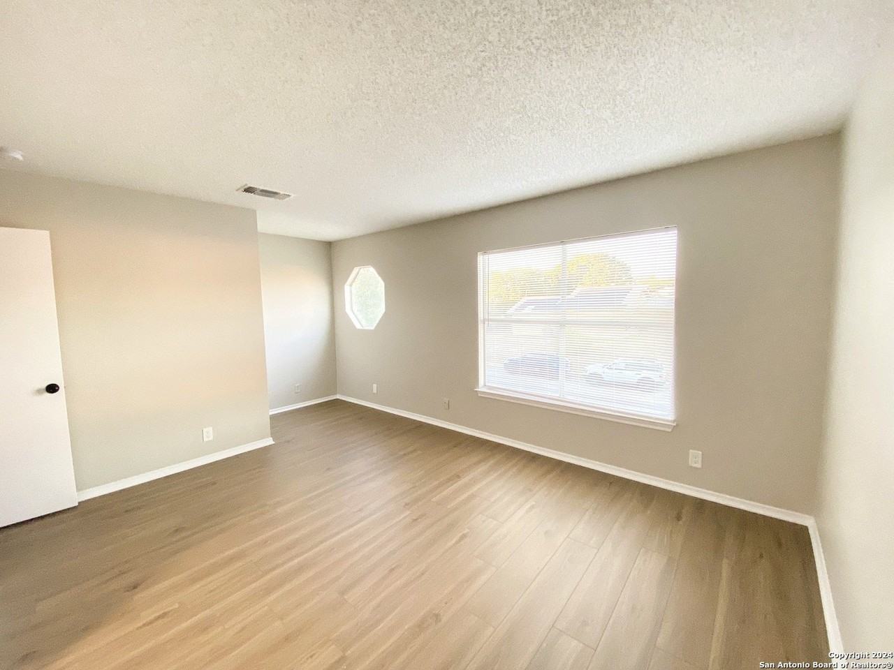 4203 Misty Springs Dr - Photo 5 of 22