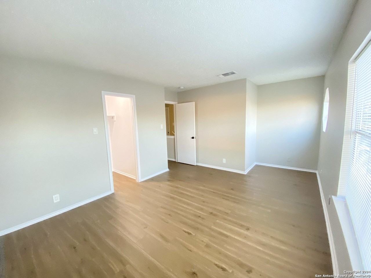4203 Misty Springs Dr - Photo 6 of 22