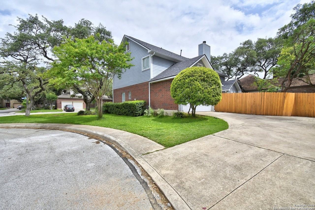 14302 Rush Wood - Photo 4 of 31