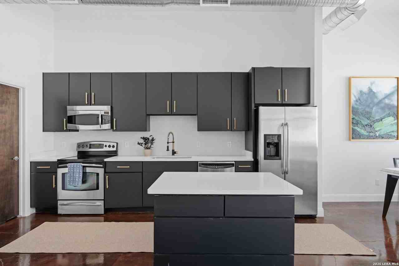 831 S Flores St #3114 - Photo 6 of 30