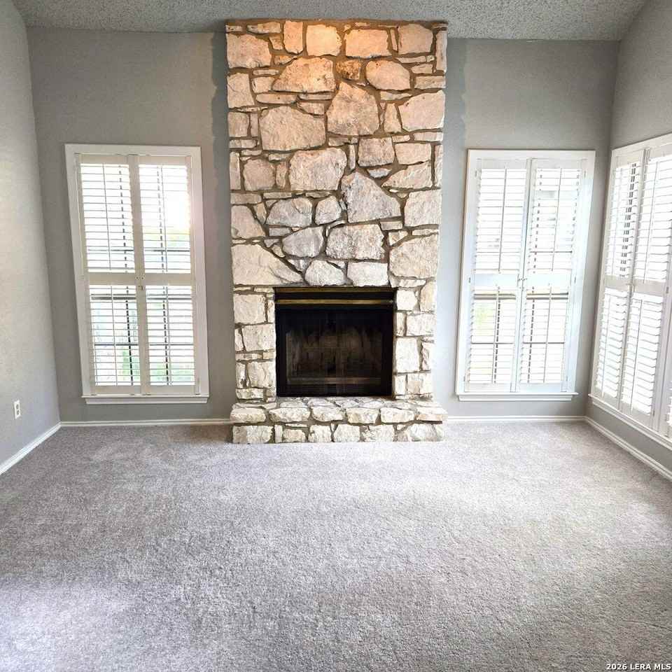 17226 Beacon Woods - Photo 4 of 18