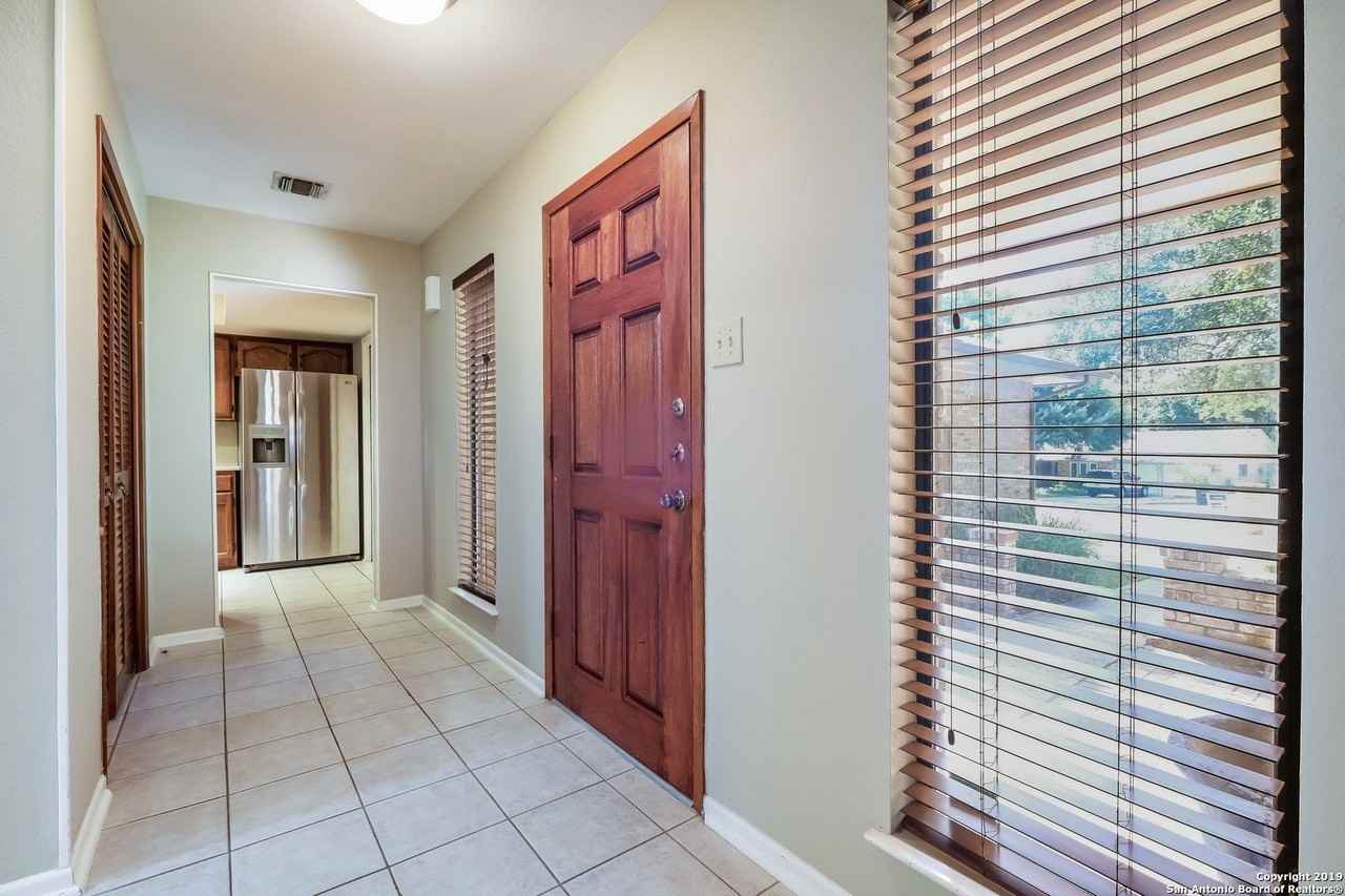 2507 Hidden Glen St - Photo 4 of 22