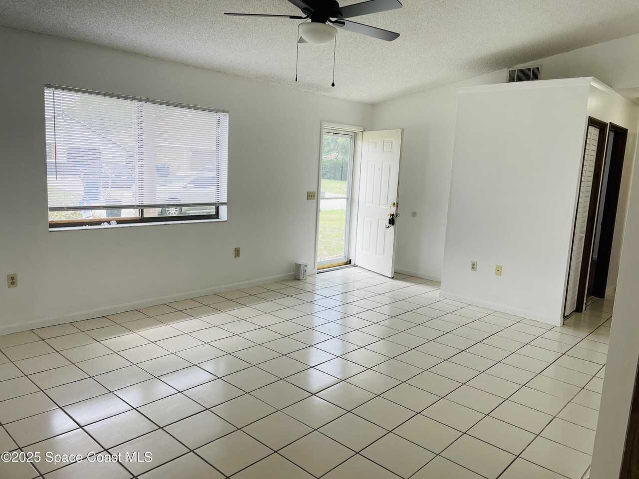 153 Bayamo Ave Ne - Photo 5 of 16