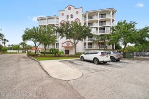 featured image of 820 Del Rio Way #401