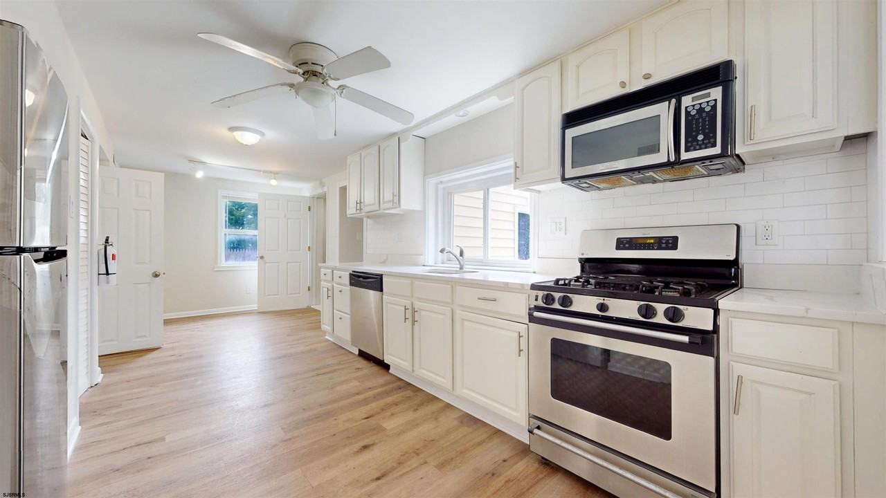 4 E Mill Rd - Photo 4 of 50