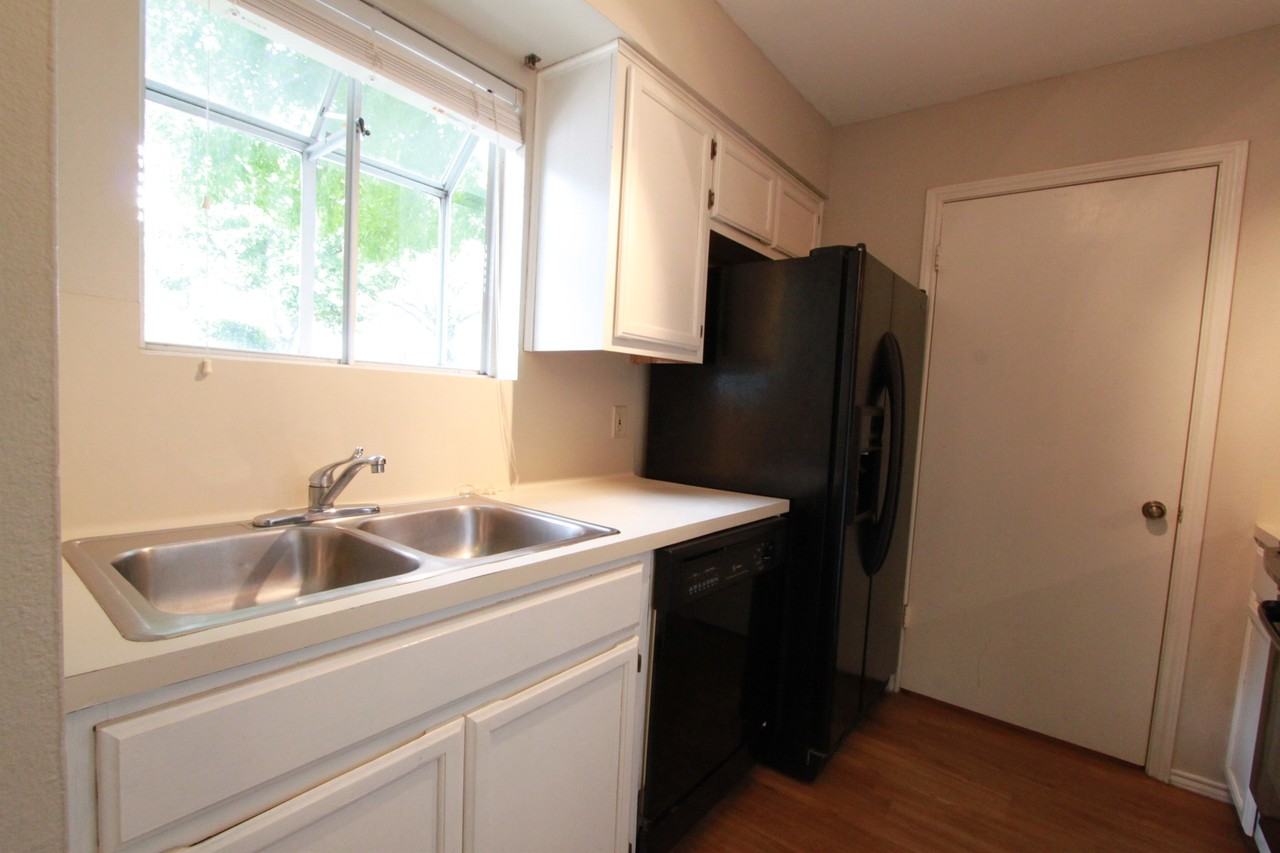 6817 Old Quarry Ln - Photo 7 of 21