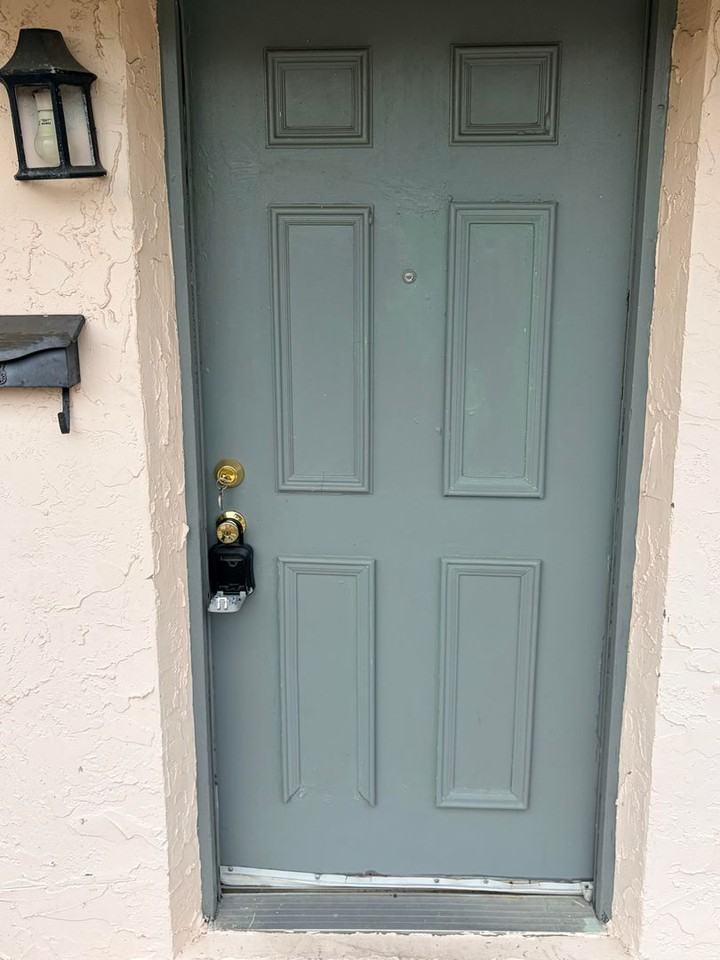 6330 Pennsylvania Ave - Photo 2 of 20