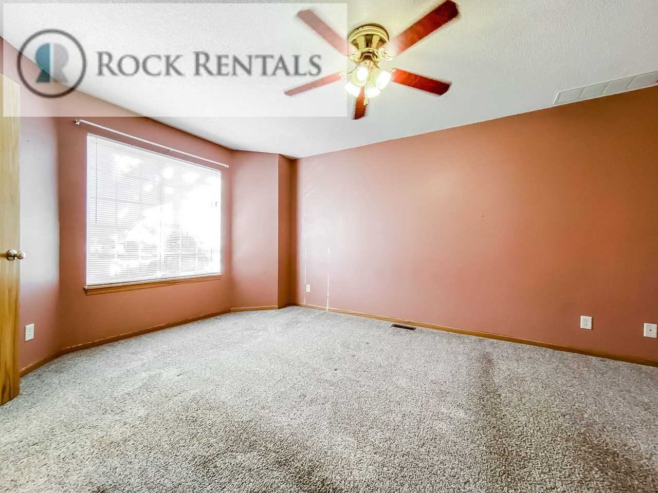 3400 Amanda St - Photo 7 of 13