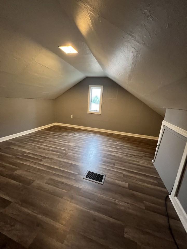 2901 Leola Ave - Photo 6 of 20