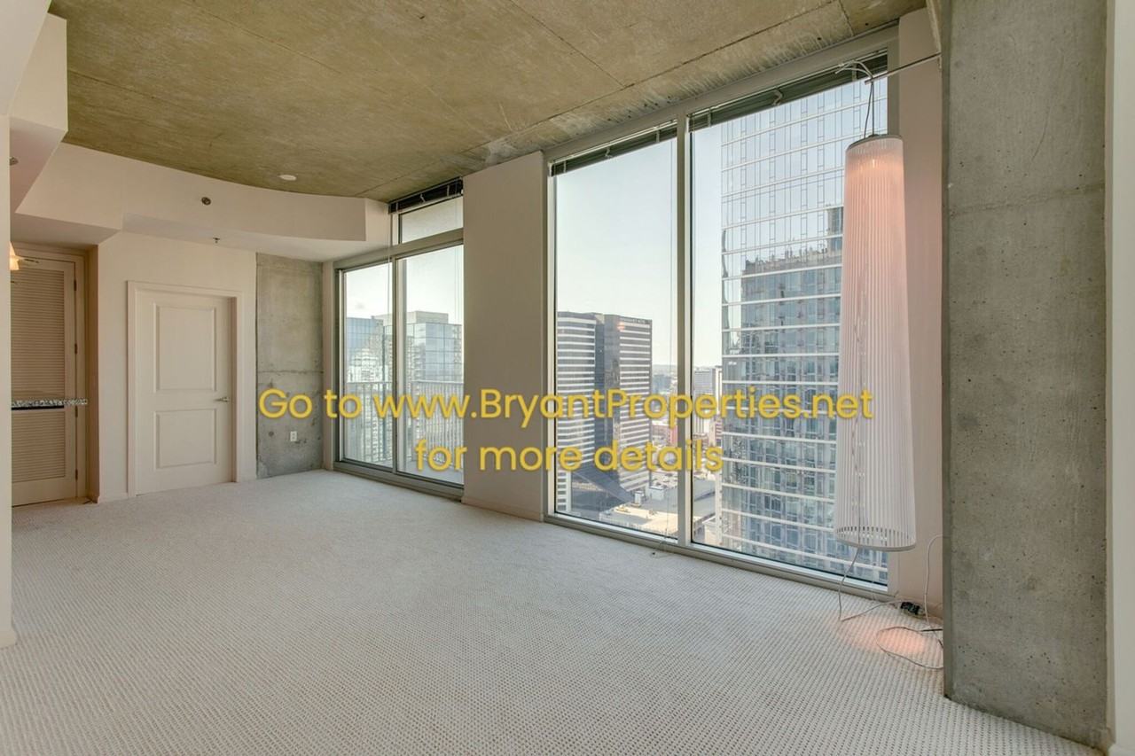 415 Church St #2402 - Photo 5 of 37