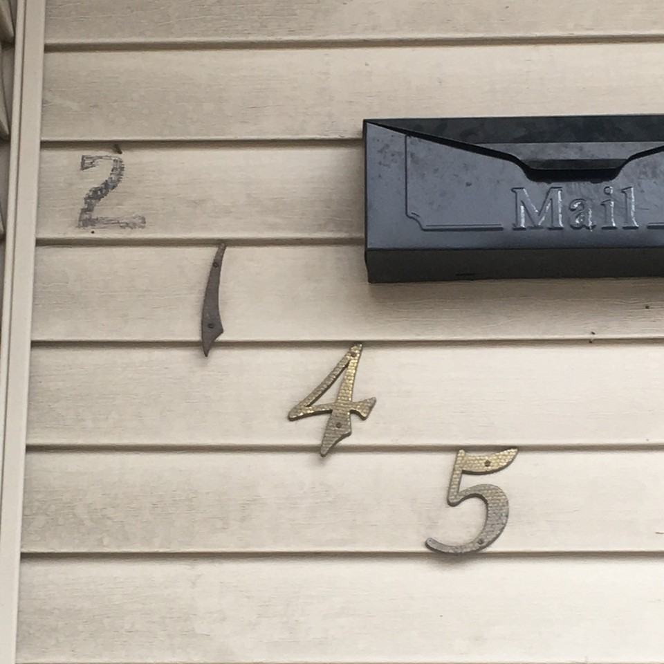2145 Bank St - Photo 3 of 18