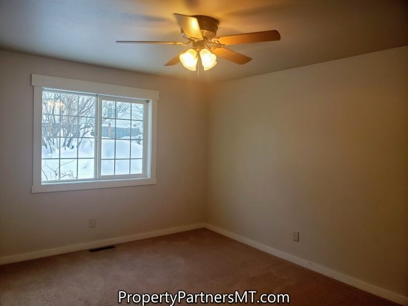 705 N Aster Ave - Photo 6 of 13