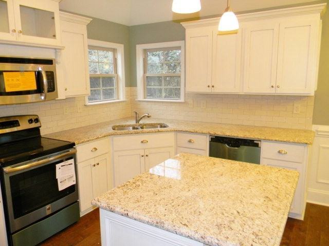 3919 Karaline Cir - Photo 6 of 21