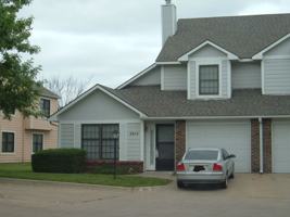 featured image of 2215 Breckenridge Dr