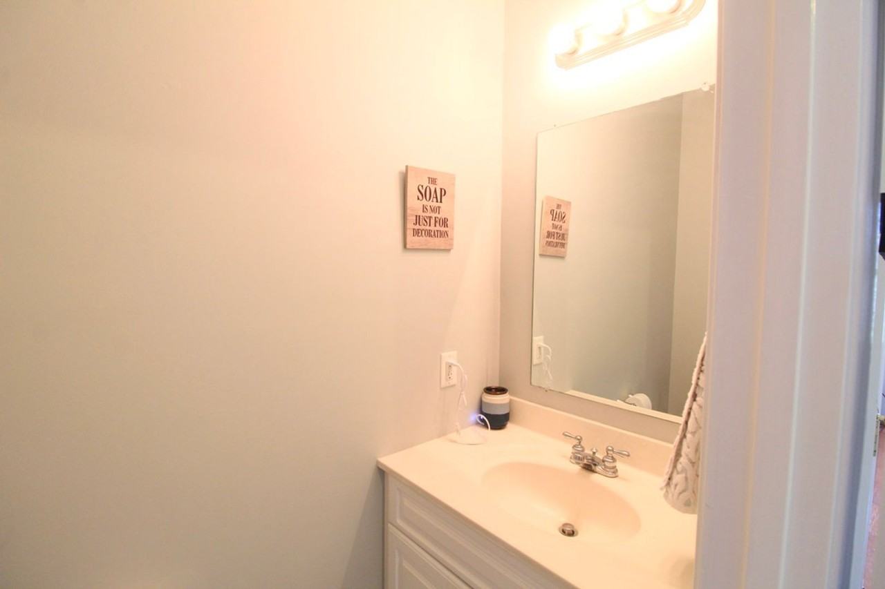 2919 Diamond Spring Ln - Photo 6 of 12