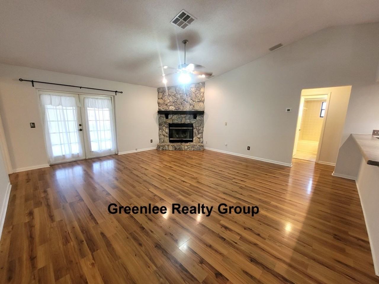 4201 Parkway Blvd - Photo 6 of 27