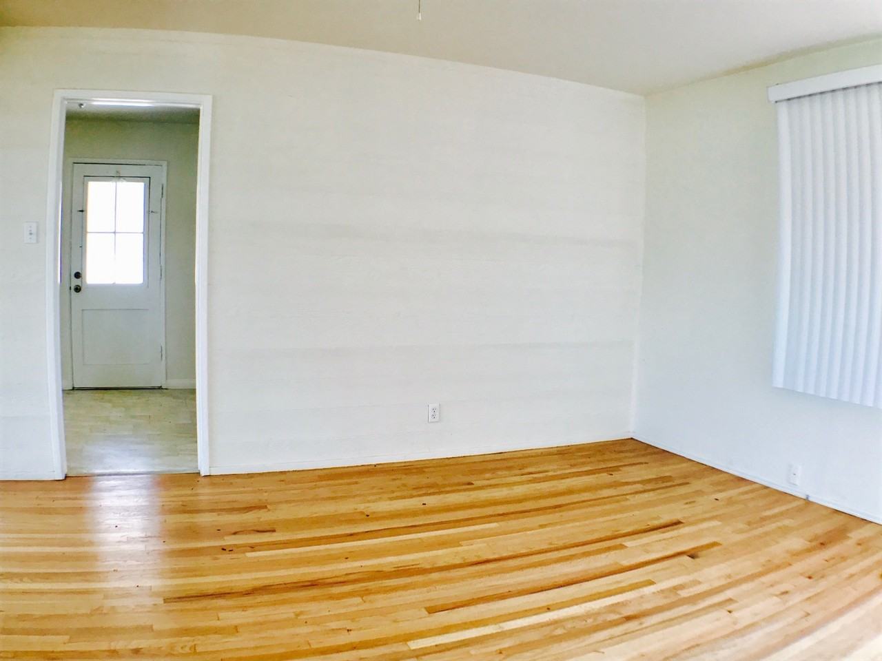 3737 W 177th St - Photo 3 of 10