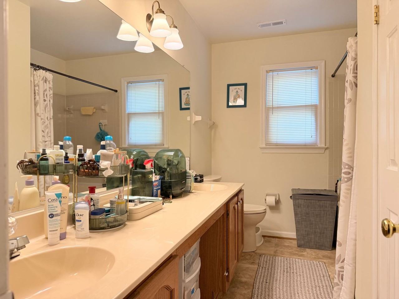 202 Sheffield Ln - Photo 5 of 12