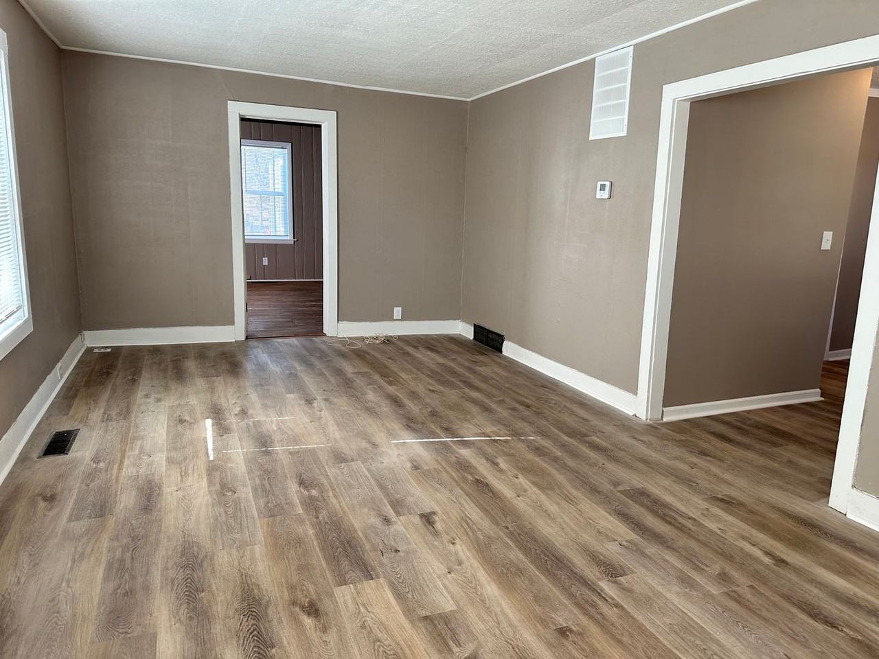 5 S Greenwood Ave - Photo 3 of 12