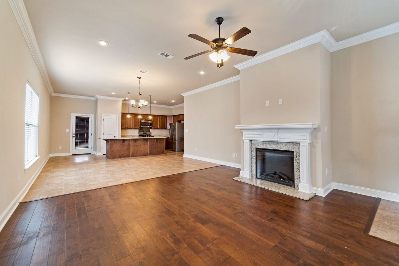 782 Serpentine Dr - Photo 3 of 21