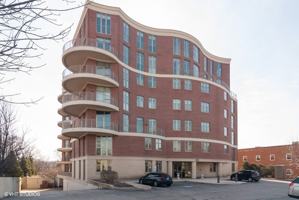 featured image of 520 S Washington St ##604
