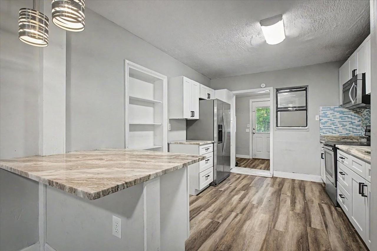 2808 Myra St - Photo 7 of 29