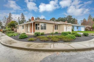 2960 Withrow Pl - Photo 1 of 1