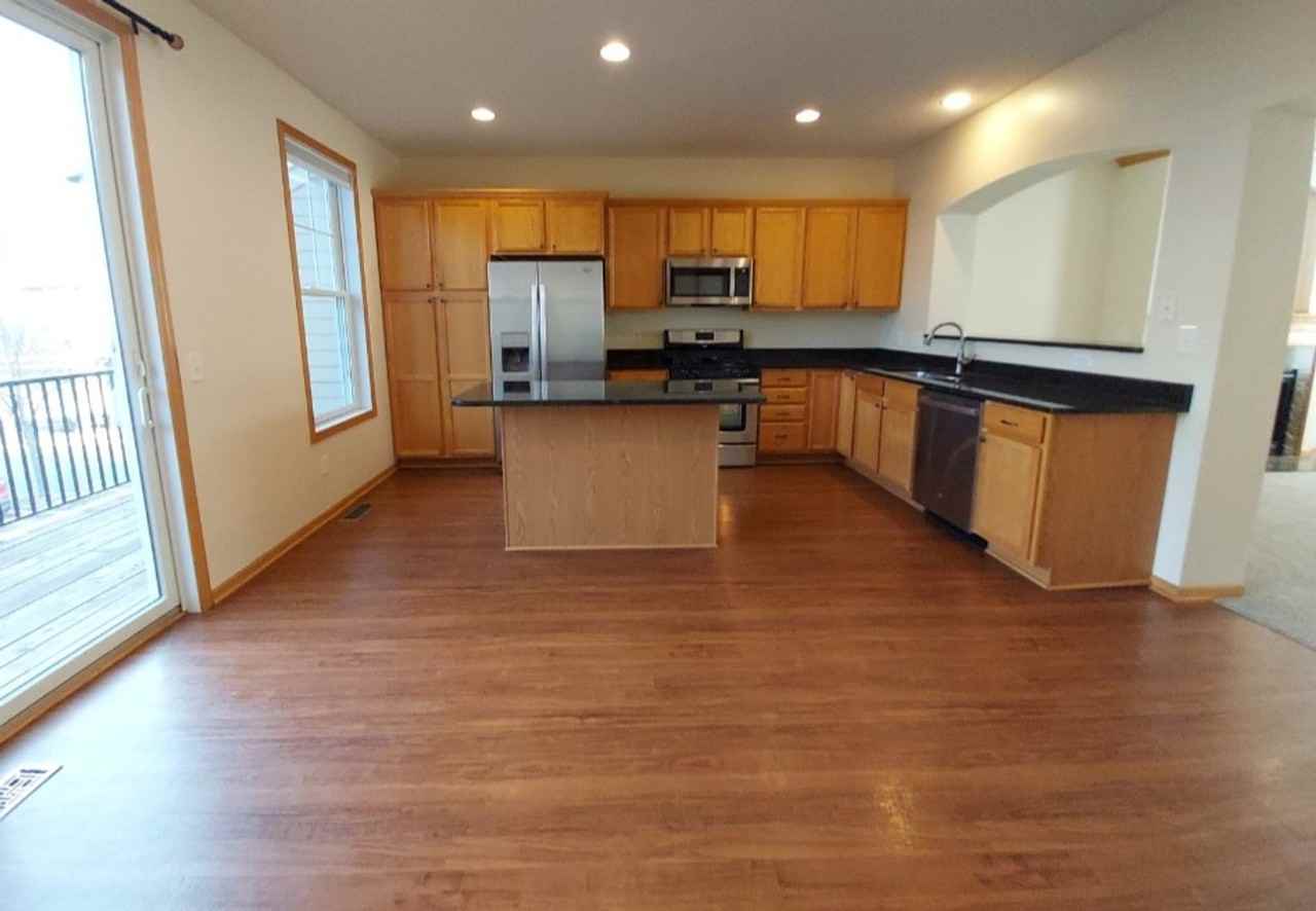 10752 Falling Water Ln #B - Photo 2 of 22