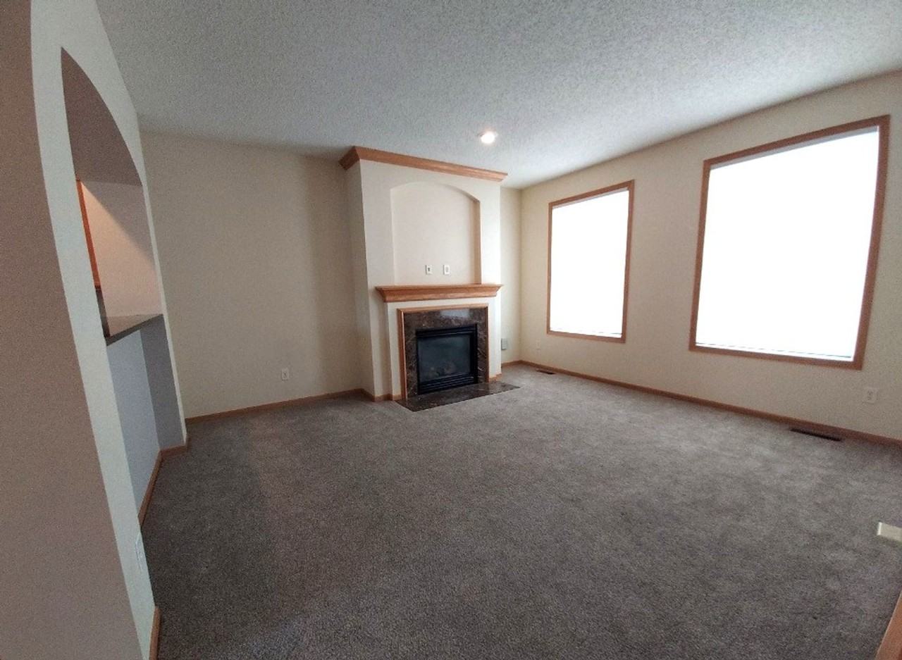 10752 Falling Water Ln #B - Photo 5 of 22