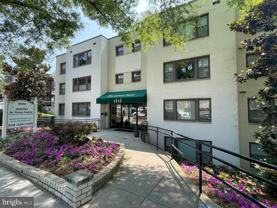 4840 Macarthur Blvd Nw #404 - Photo 1 of 1