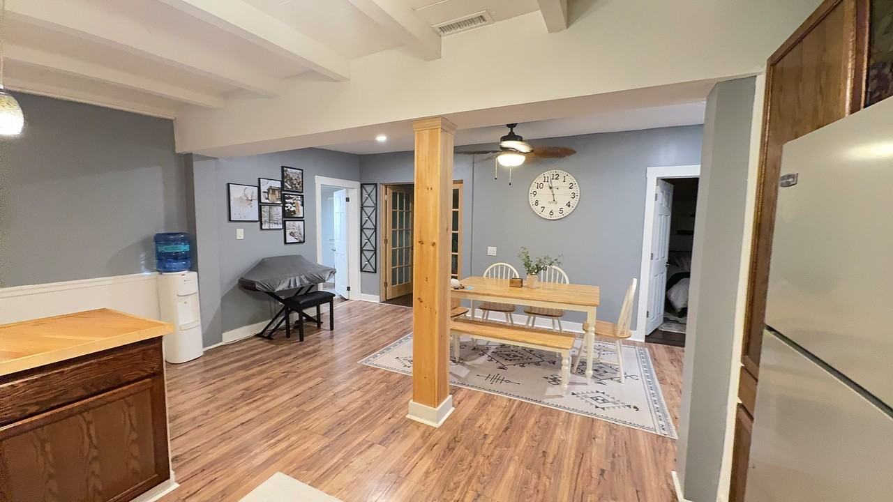 69 Belknap Ln - Photo 3 of 18