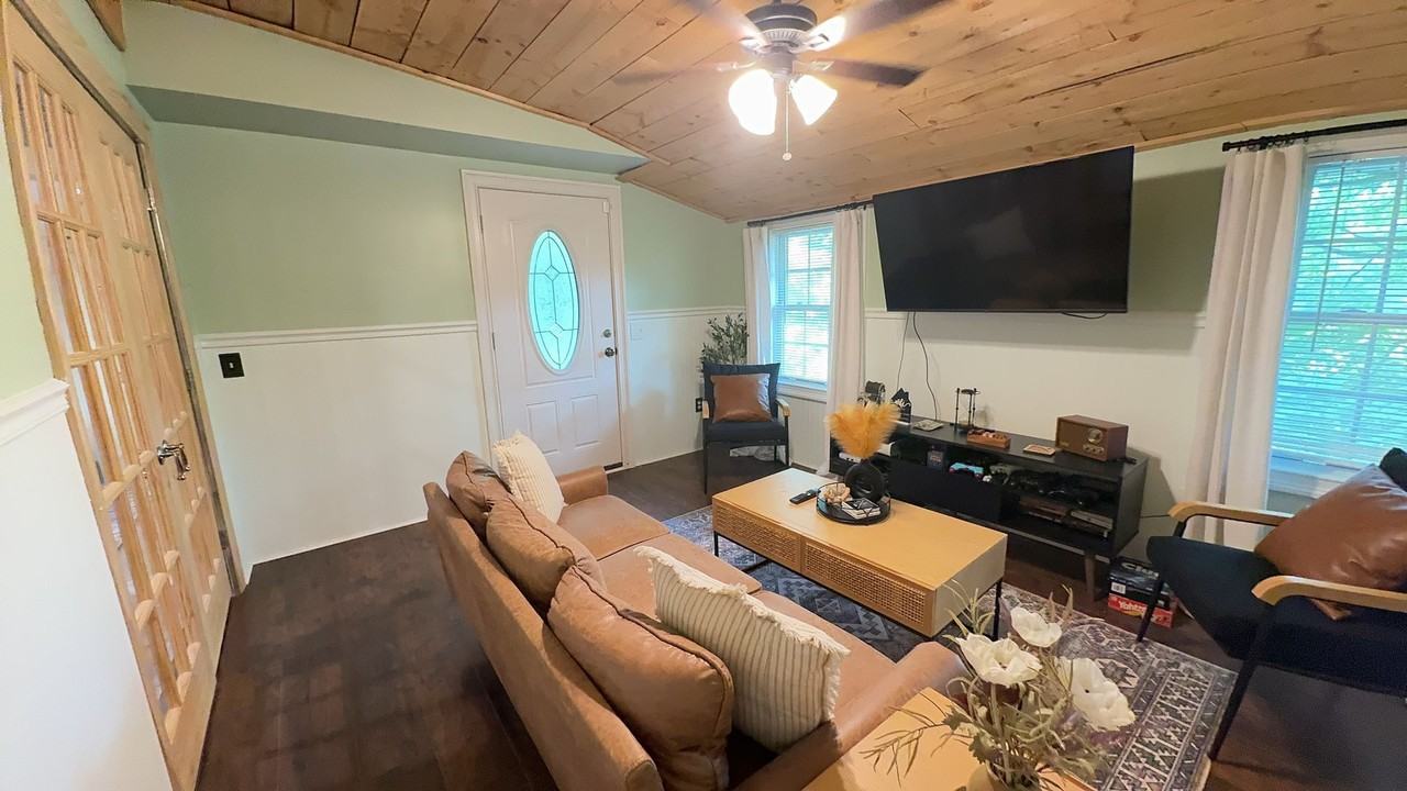 69 Belknap Ln - Photo 7 of 18
