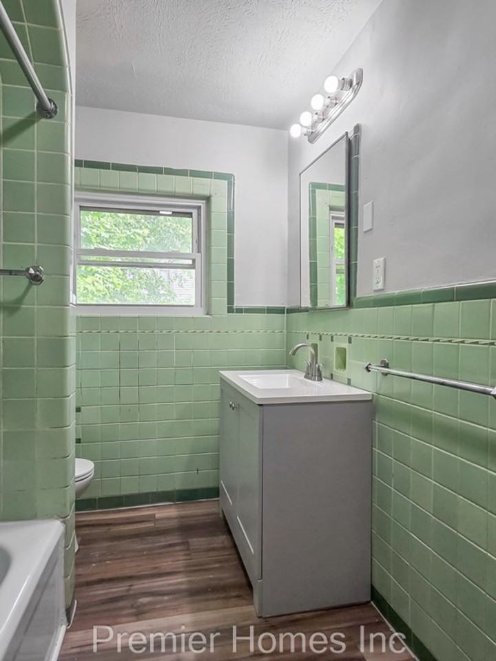 1309 Piedmont Ave Ne - Photo 6 of 13