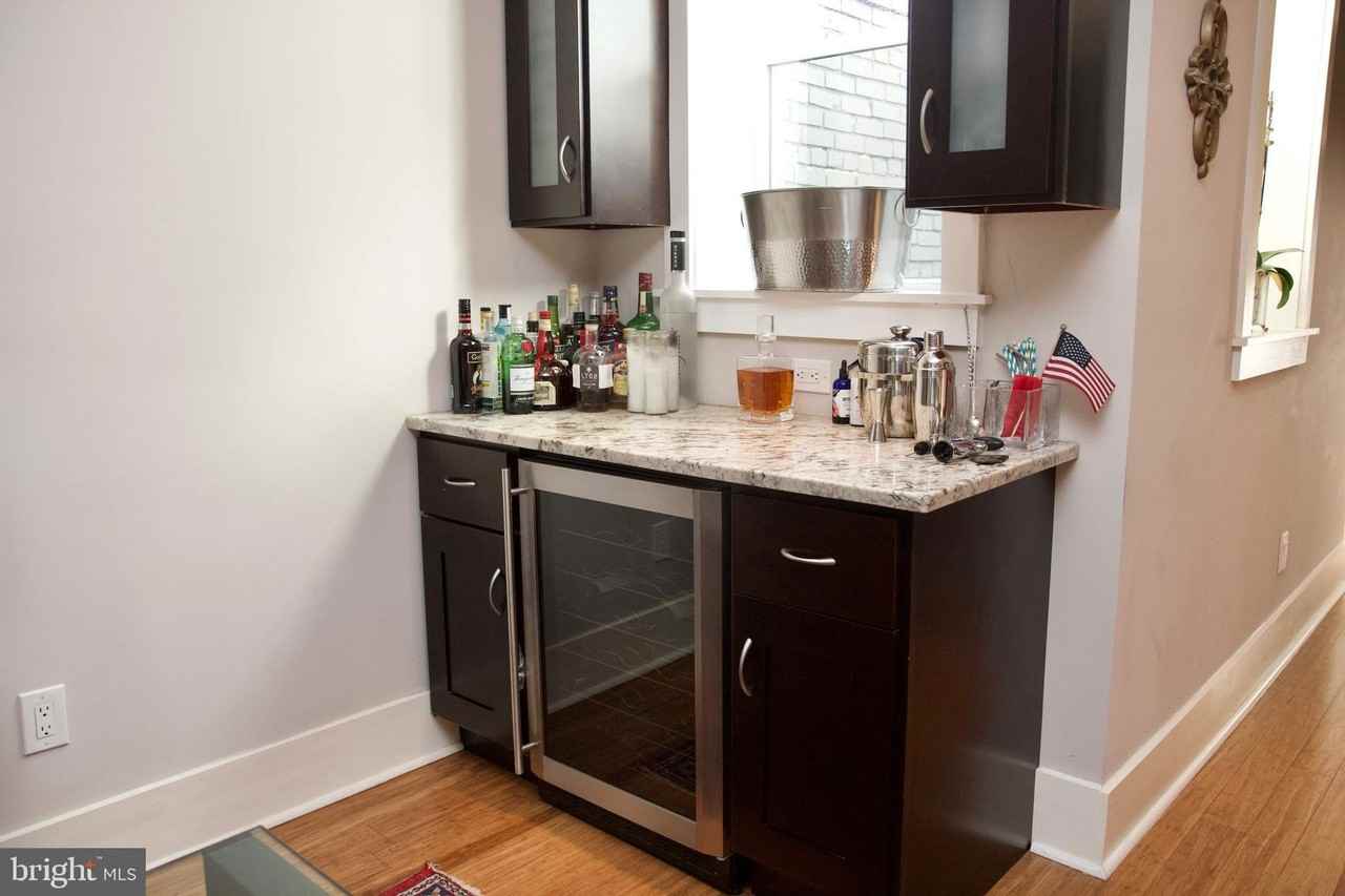 2128 1st St Nw #2 - Photo 6 of 22