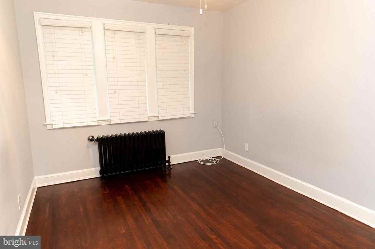 3935 9th St Ne #2 - Photo 7 of 22