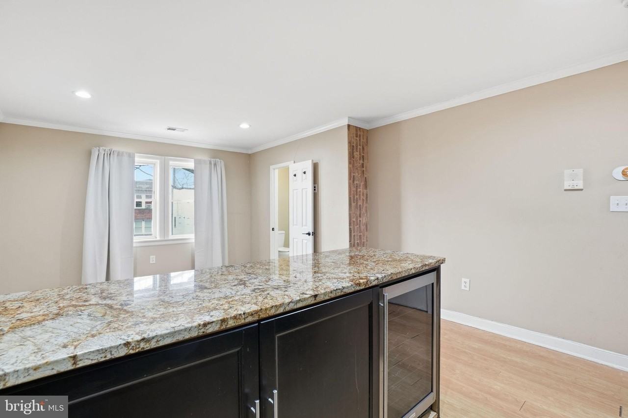 1710 W Virginia Ave Ne #202 - Photo 7 of 42
