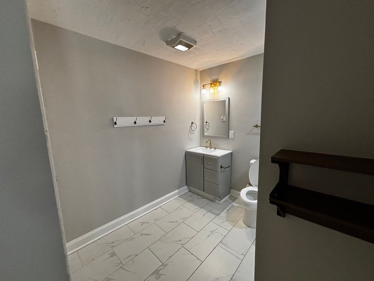 133 Cumberland Rd - Photo 6 of 15