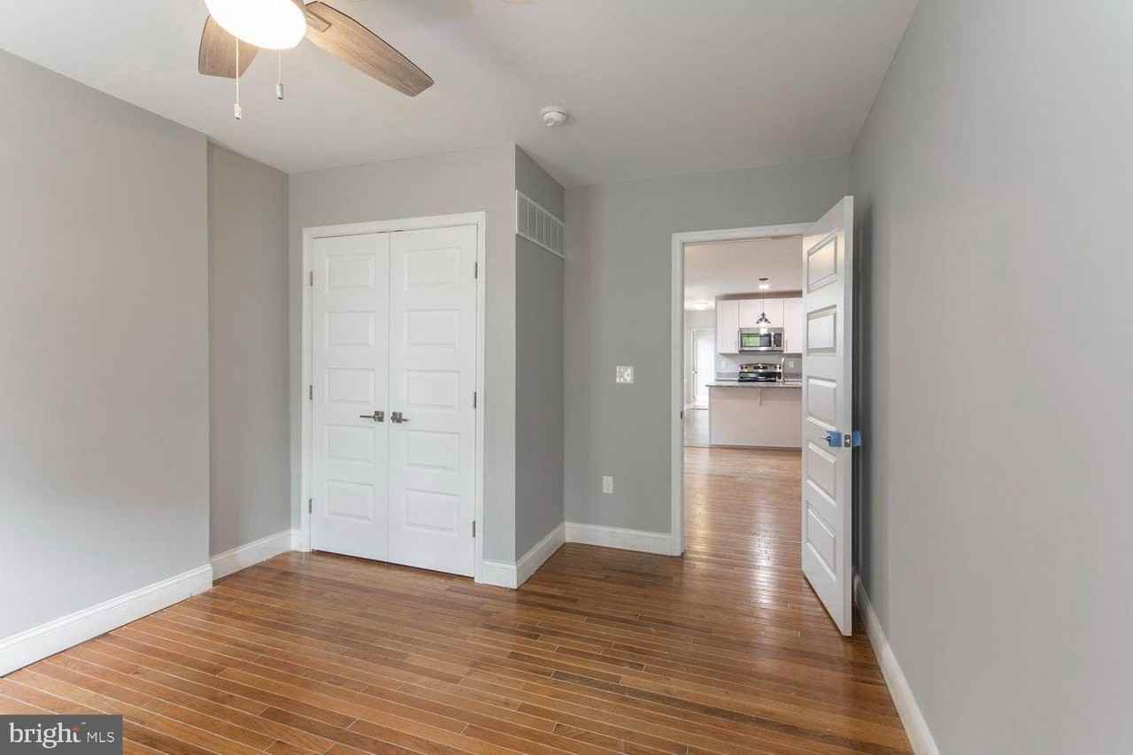 1823 Delaware Ave #A - Photo 4 of 13