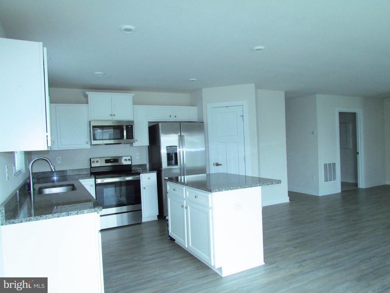 507 Mifflin Way #83 - Photo 3 of 10