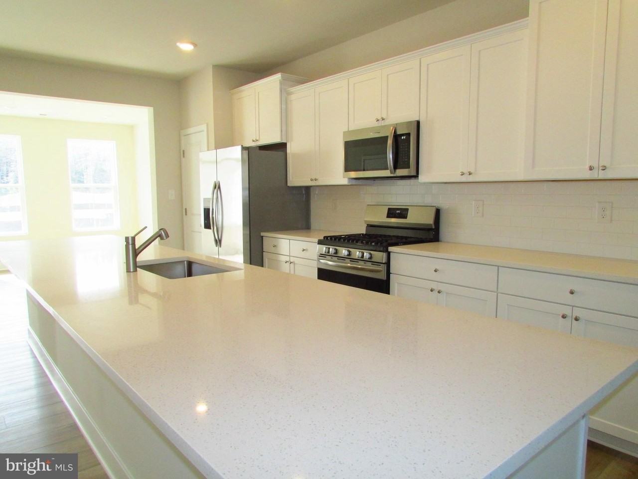 31019 Nikelle Ln #TH11 - Photo 4 of 12